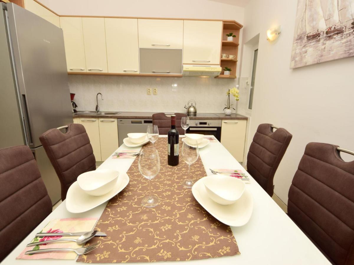 Apartment Mornar-2 By Interhome Traù Esterno foto